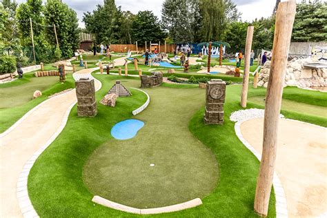 3D Adventure Mini Golf Berlin: A Deep Look