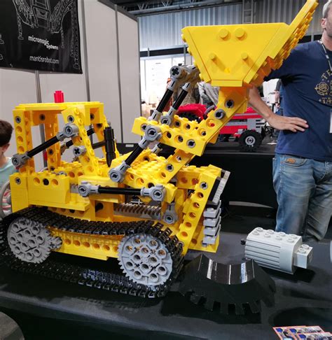 Revolutionize Building with 3D Printed Legos - The Future of Construction!