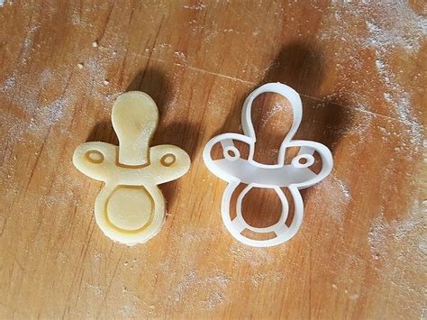 3D Printable Pacifier Cookie Cutter
