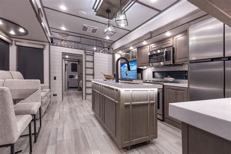 Cool 4 Bedroom Rv For Sale 2023