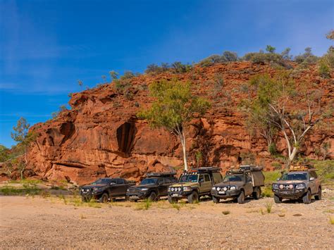 4WD Tour Vehicle Outback