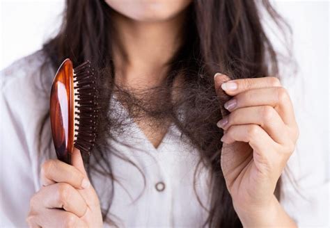 5 Bahan Alami Untuk Perawatan Rambut Rontok