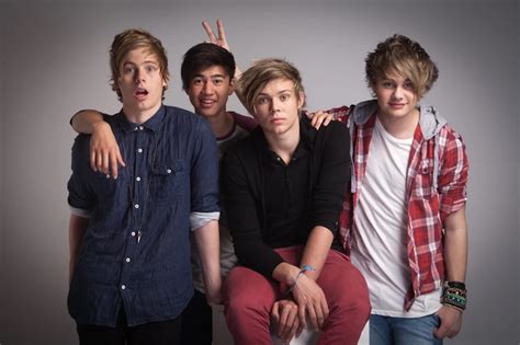 5 seconds of summer members