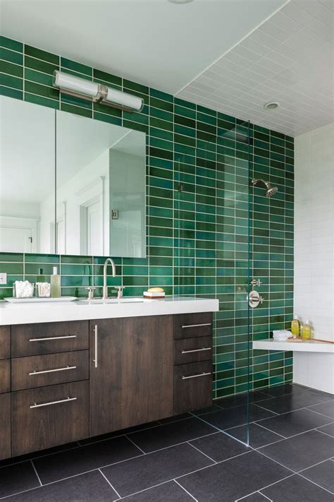 5. Go for a checked tile design to make a statement