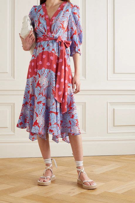 5. NET-A-PORTER: Designer Clothes