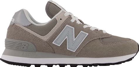 574 core sneakers from new balance