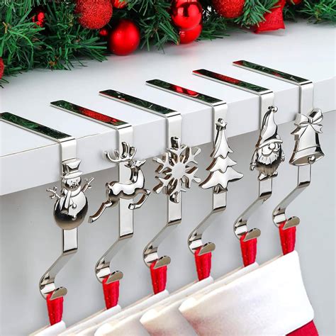 6 Stocking Holder
