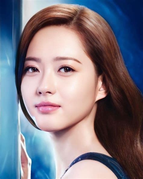 6.  Go Ara