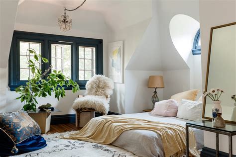 6. Cozy up in the bedroom