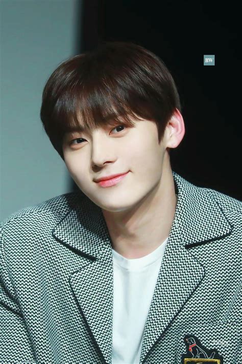 6. Hwang MinHyun