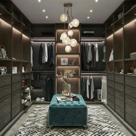 6. Link your bedroom with a walk-in closet
