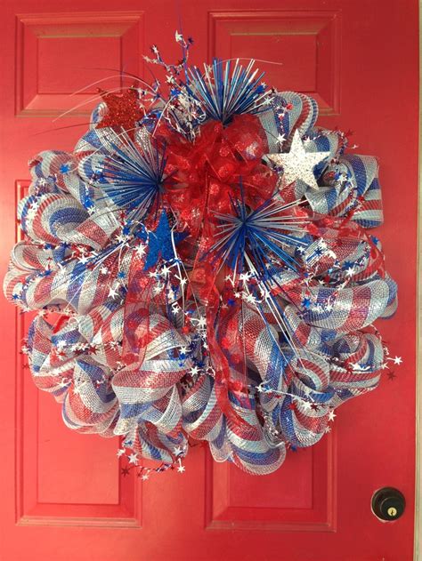 60 Amazing 4th July Wreaths For Your Front Door DigsDigs