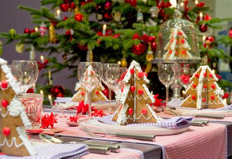 65 Adorable Christmas Table Decorations Decoholic