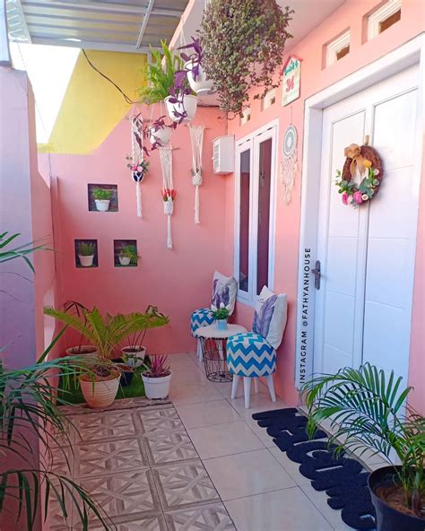 7 Inspirasi Rumah Minimalis Warna Ceria, Membuat Ruangan Lebih Eksotis