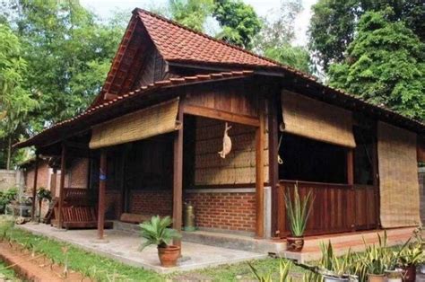 7 Rumah Adat Jawa Barat Beserta Artinya | Orami