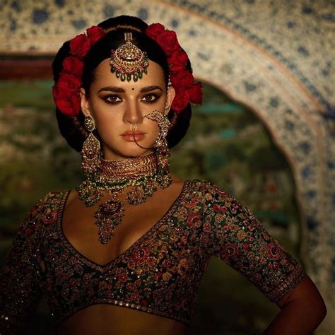 7 Types of Indian Jewelry to Choose for Your Special Day