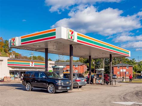 7 eleven gas station