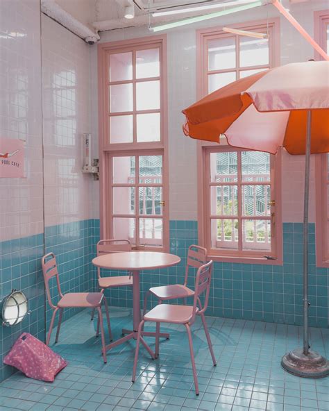 7. Pink Pool Cafe