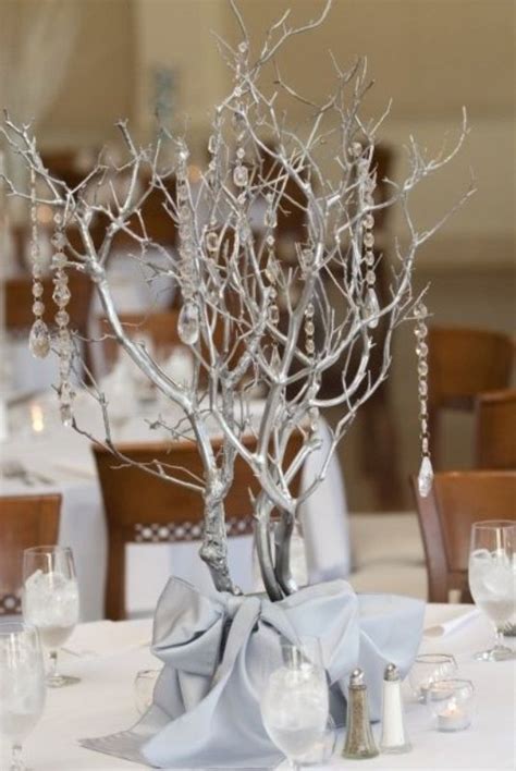 75 Charming Winter Centerpieces DigsDigs