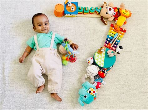 7th month baby toys