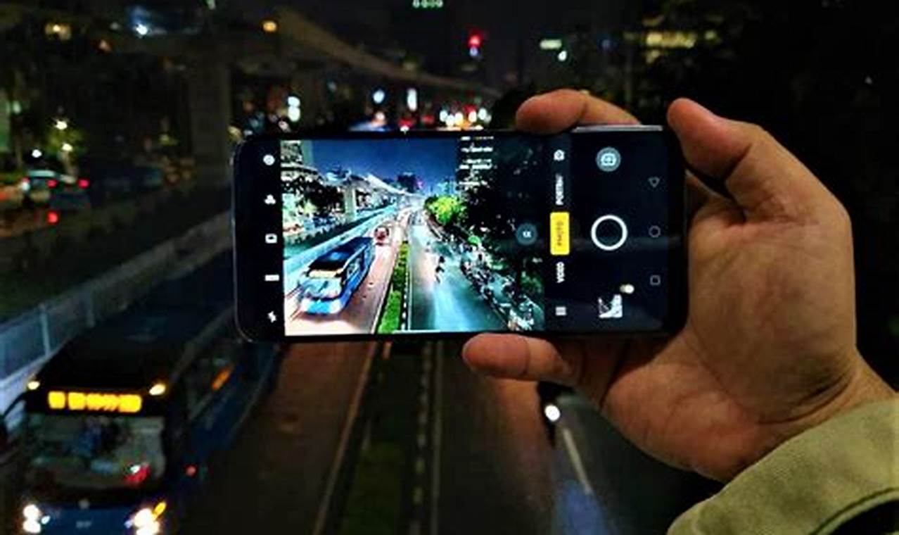 8 Rekomendasi Smartphone Terbaik dengan Mode Malam untuk Hasil Foto yang Lebih Terang di Kondisi Rendah Cahaya