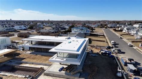 8. Take a cue from the architecture