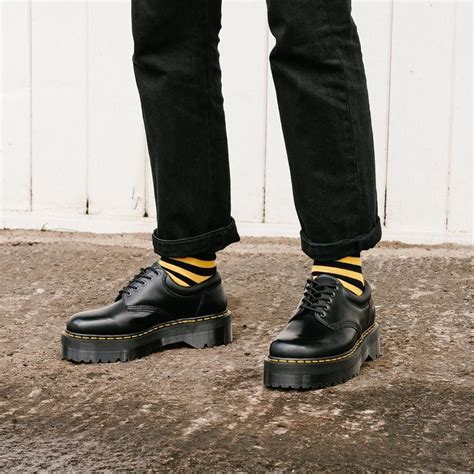 8053 Dr Martens Review: A Classic Boot With Modern Style