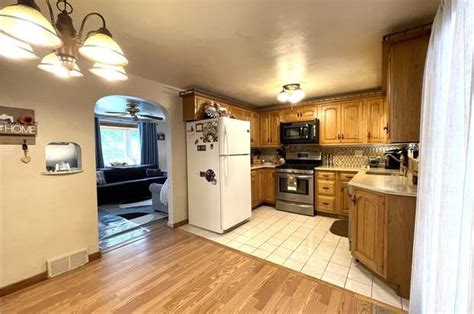 Discover the Hidden Gem: 808 Commonwealth Ave - Unveiling Its Secrets