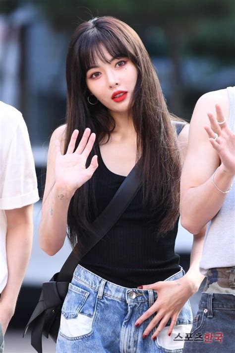 9. HyunA