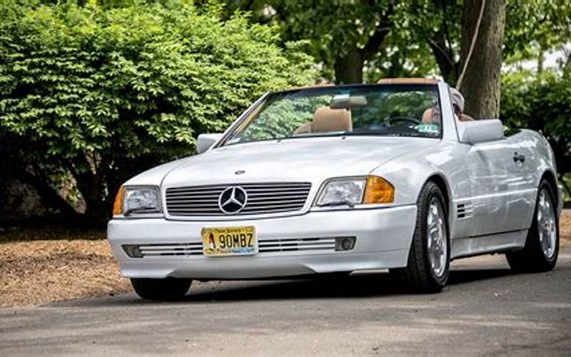 90'S Mercedes Convertible Maintenance