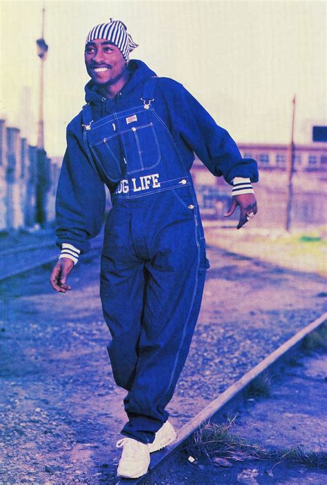 Get Your Groove On with 90s Men’s Hip Hop Fashion – Unleash Your Inner Cool!