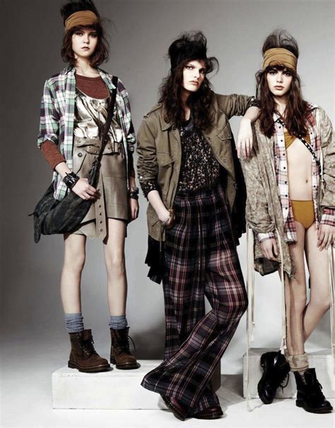 Reviving 90s Grunge Fashion: A Nostalgic Journey into the Edgy Style