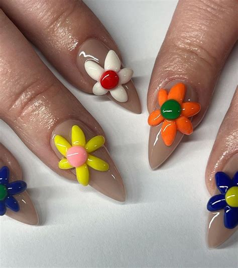 90s flower nail