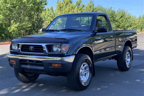 The Best Way To Get Around In 2023 – The Toyota Tacoma!