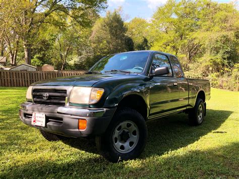 99 Toyota Tacoma – The Ultimate Driving Machine