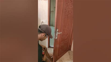 A Locksmith at the ready