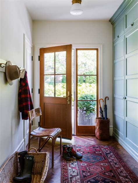 A Warm Entryway Welcome