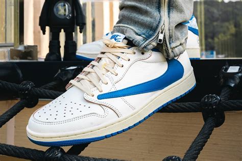 AJ1 Image Subheading