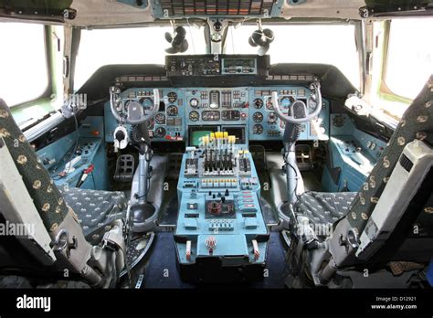 The Complete Guide to the ANTONOV An-38 Cockpit