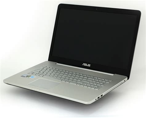 ASUS 752 Design, Dimension, and Weight Review