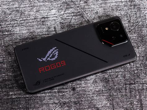 ASUS ROG Phone 9, HP Gaming Terbaik 2025 dengan Layar dan Audio Premium