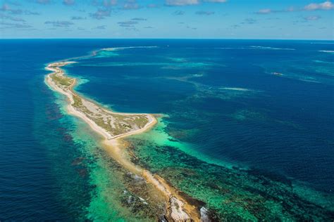Islas Abrolhos vistas desde el mar