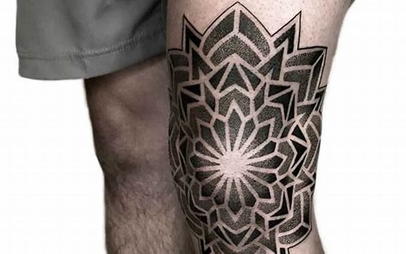 Abstract Tattoo Above Knee