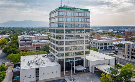 Discover Exceptional Banking Solutions at Academy Bank in Grand Junction, Colorado