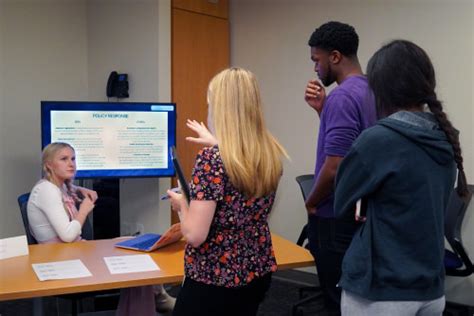 Accelerate Your Social Work Career With Our Advanced Standing MSW Program