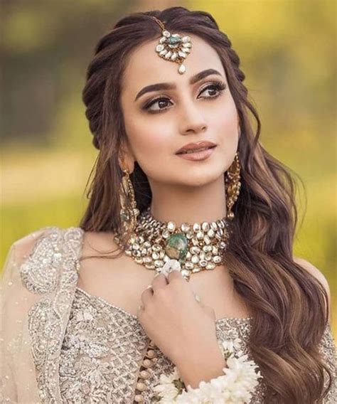 Accessorizing Your Hair Style With Lehenga