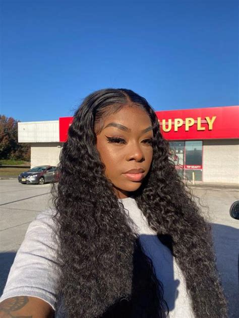 Accessorizing Your Wavy Look