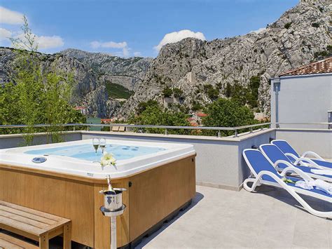 Accommodations Omis