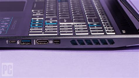 Acer Predator Helios 300 ports