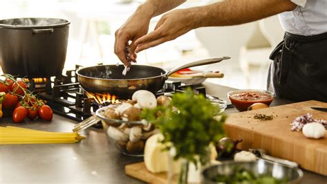 Adding Aromatics and Seasonings